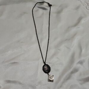 Vintage Style Black Pendant Necklace